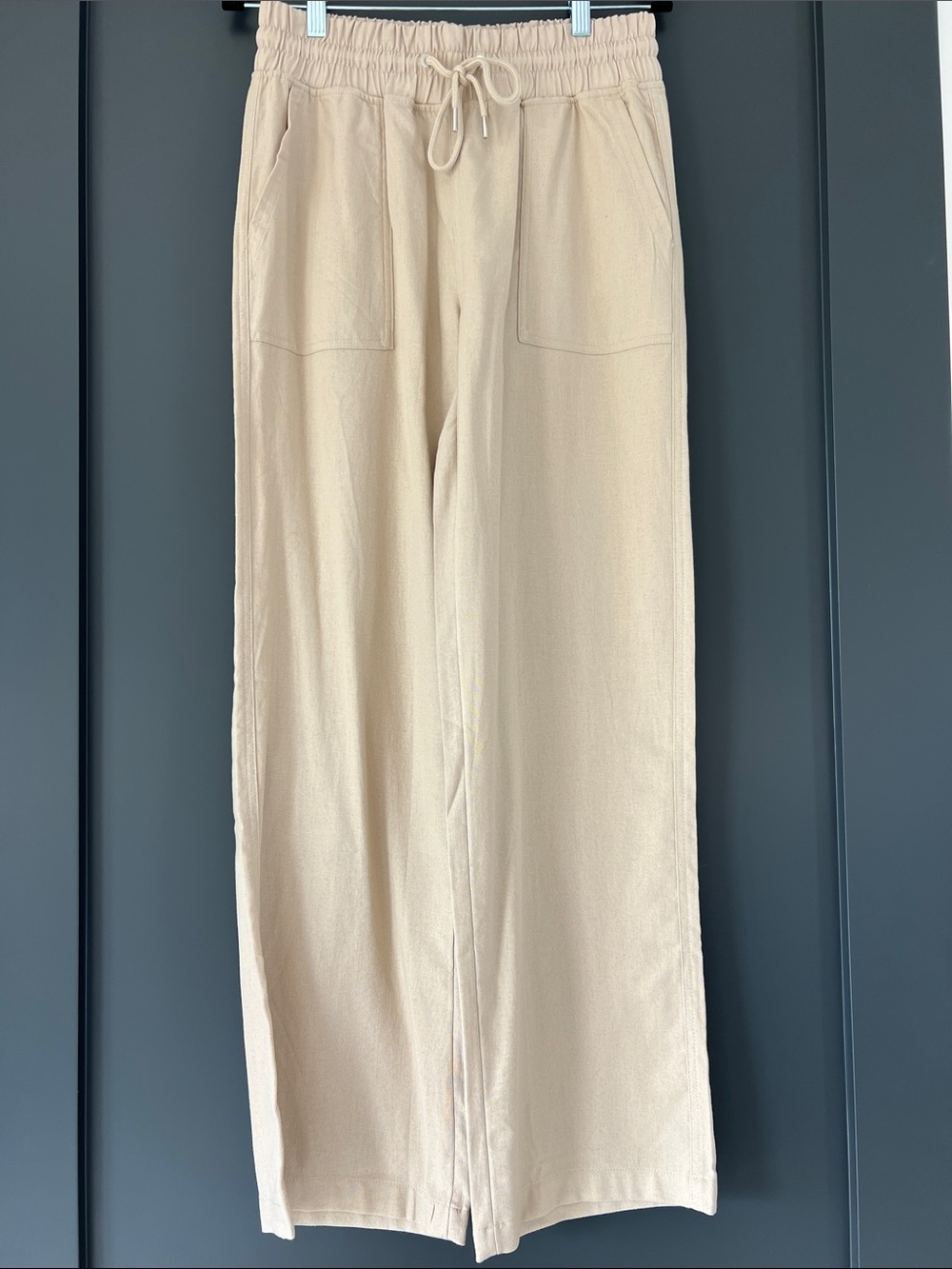 Women’s Relaxed Drawstring Pants in Beige